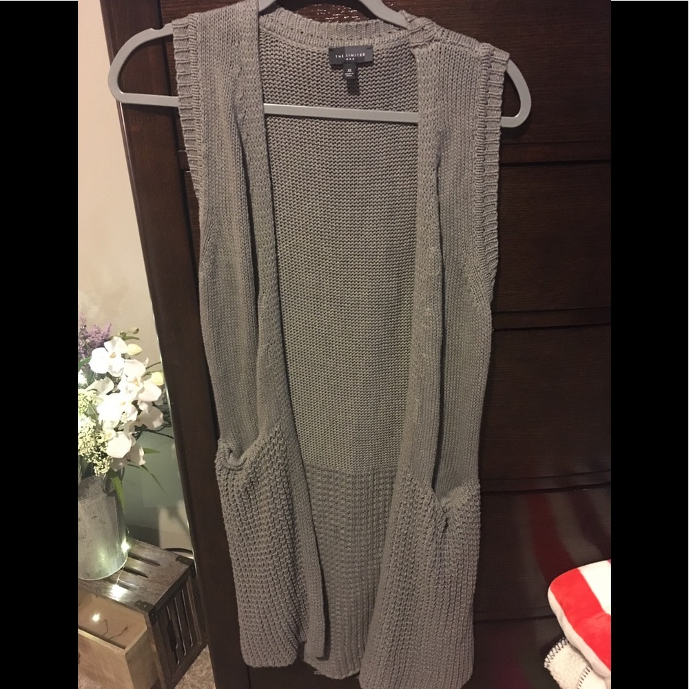 Long vest